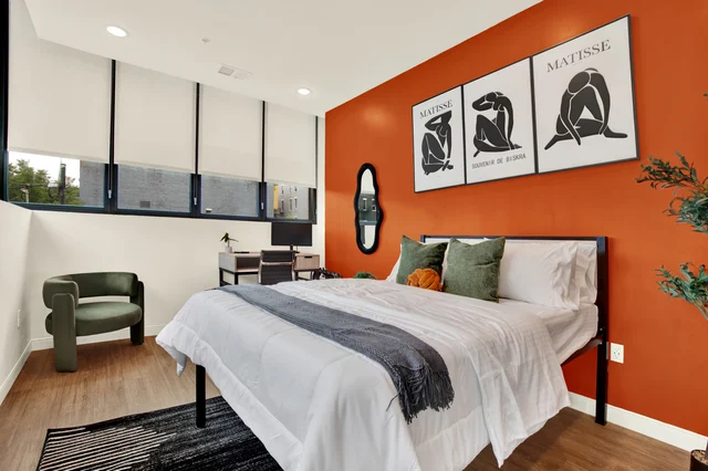 BEDROOM image 1