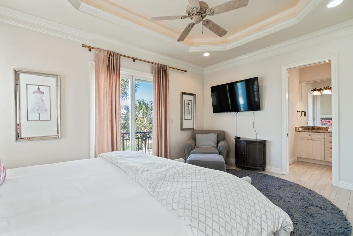 Home property photo 13