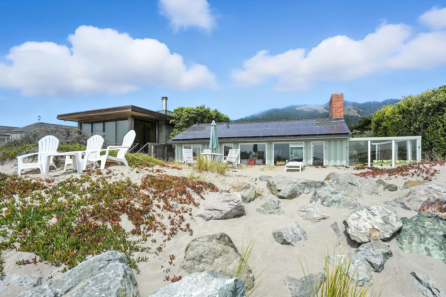 Seadrift Oceanfront beachfront vacation rental Stinson Beach