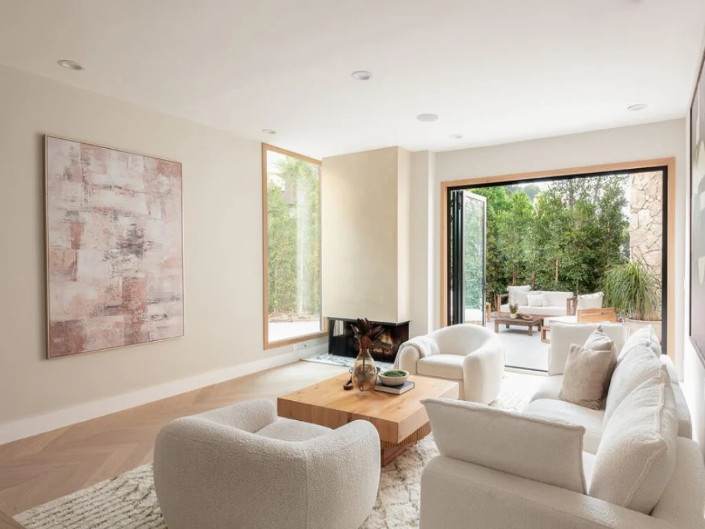 Property in Studio City, Los Angeles property photo 3