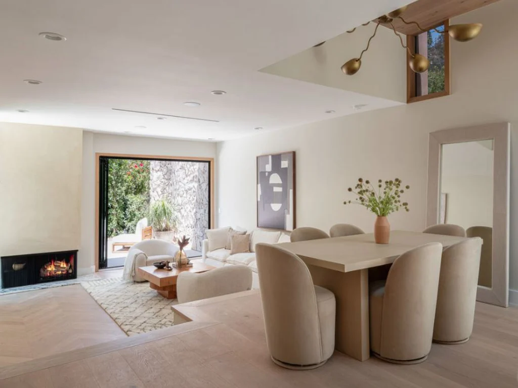 Property in Studio City, Los Angeles property photo 4