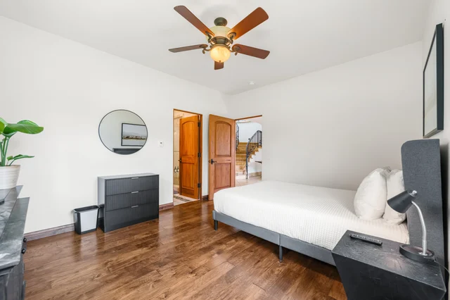 Bedroom 1 image 1