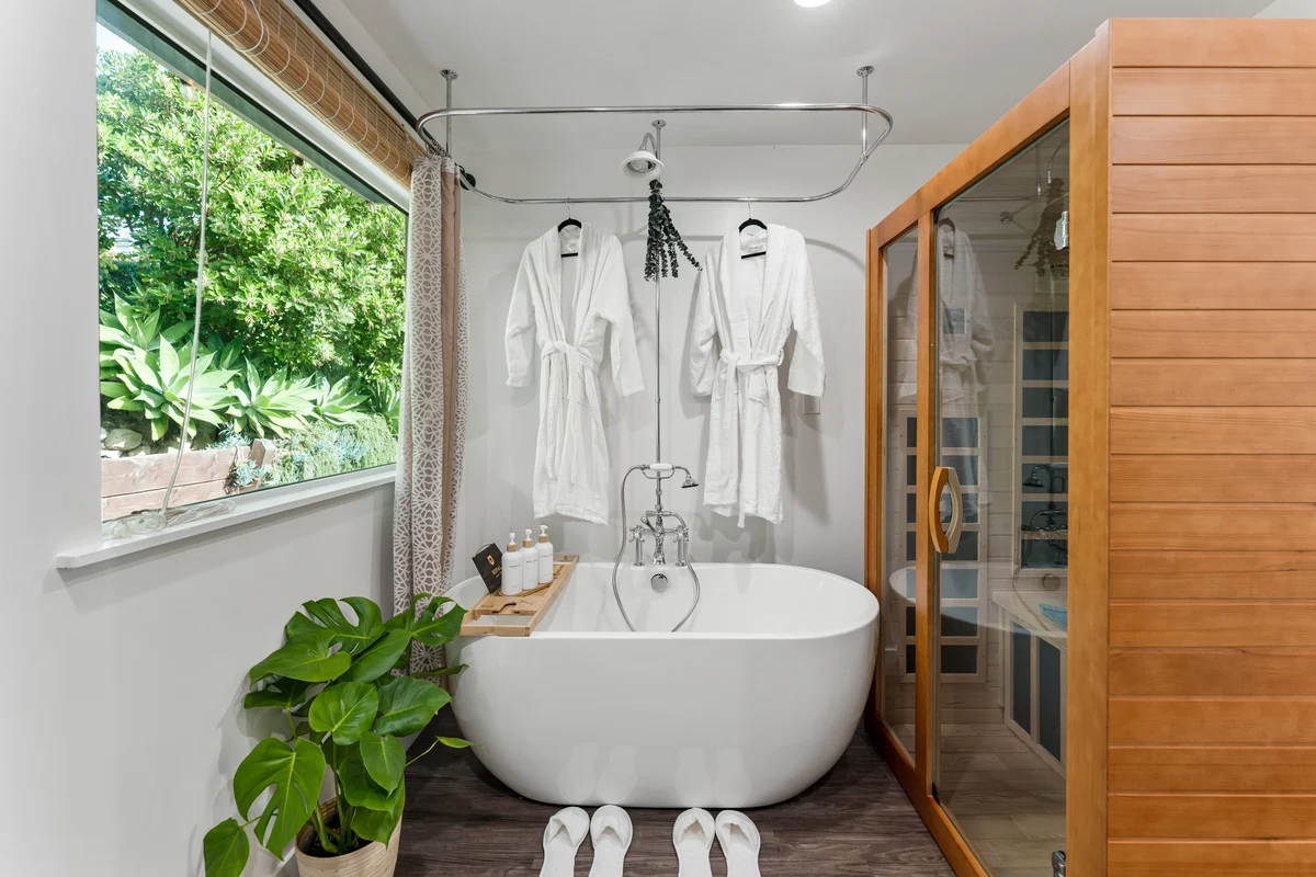 Ocean-View Wellness Home, Infrared Sauna + Spa property photo 2