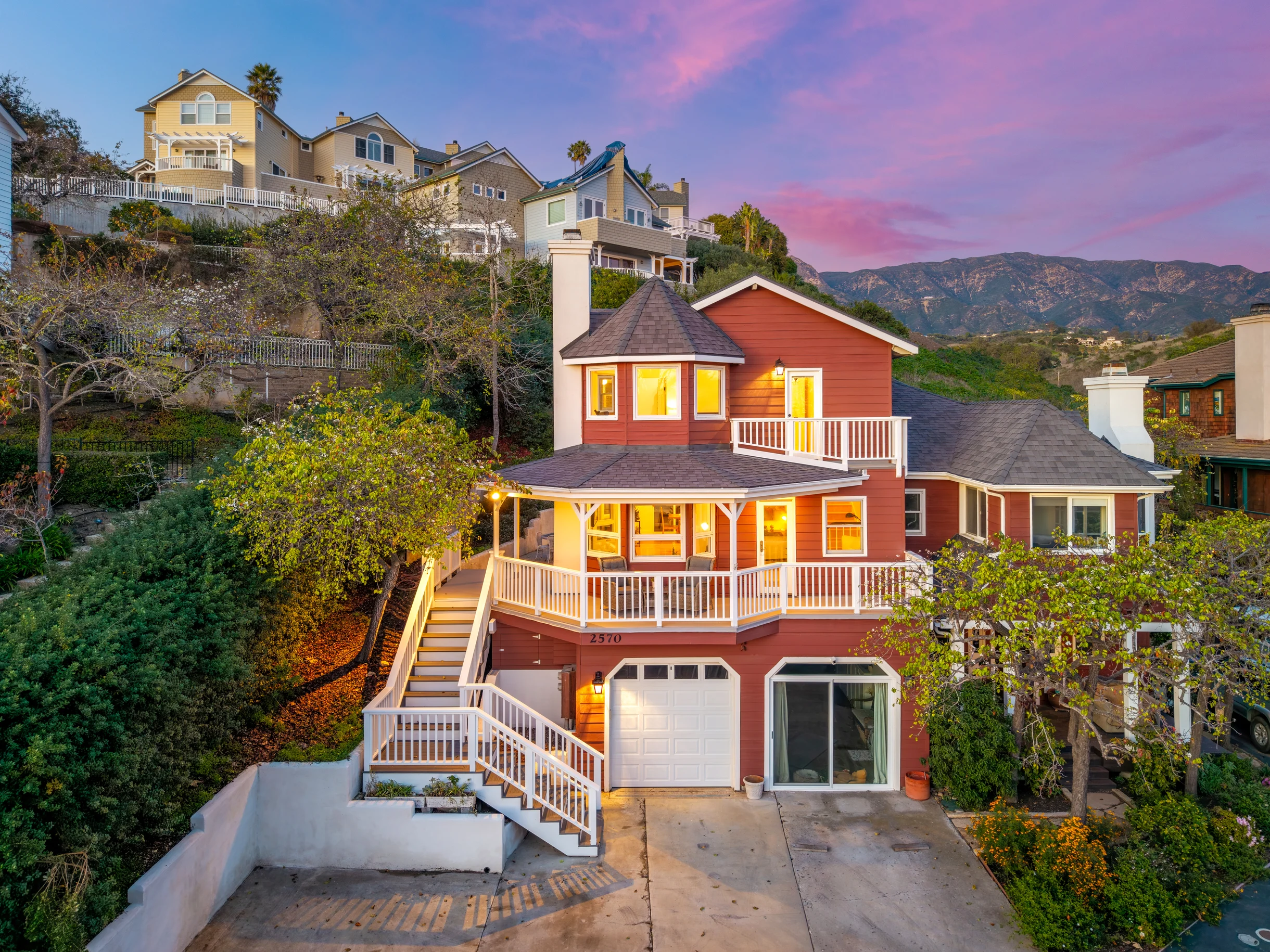 Condo in Summerland property photo 1
