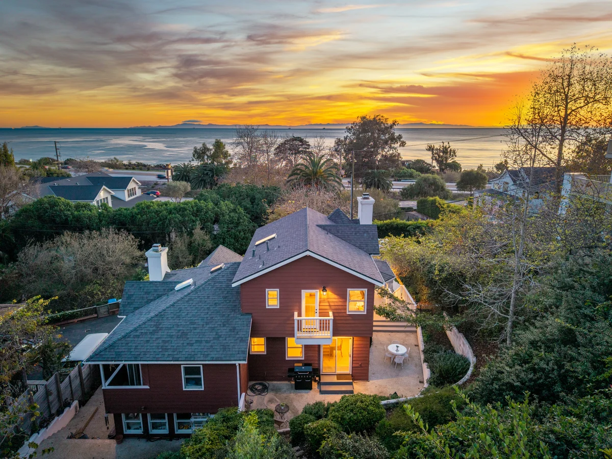 Retreat, Ocean + Mountain Views property photo 5