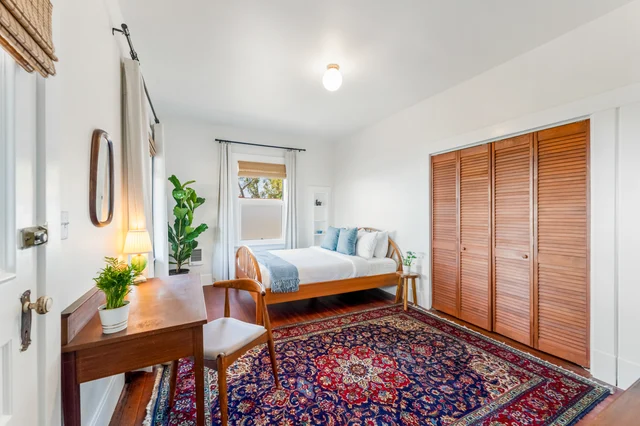 Bedroom 1 image 1