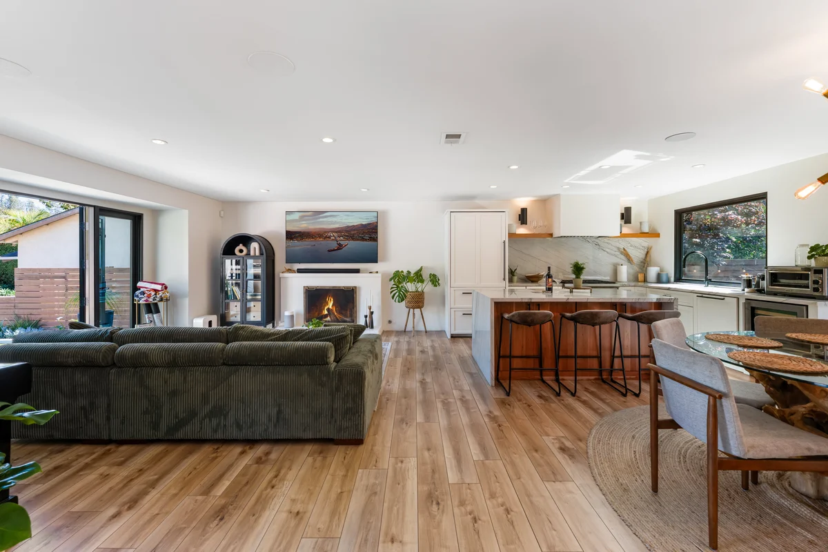 Home in Goleta property photo 2