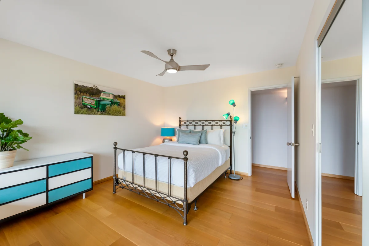 Bedroom 1 image 1