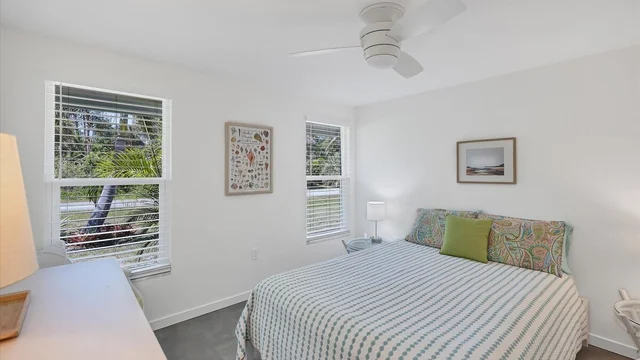 Bedroom 3 image 1