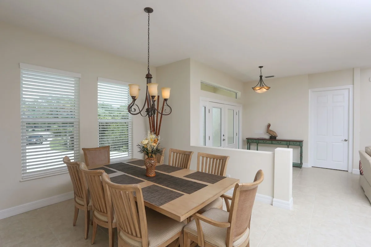 Home in Englewood property photo 5