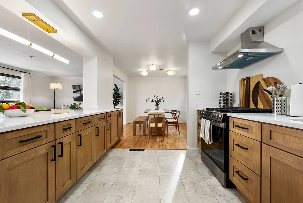 Home in Pittsburgh property photo 5