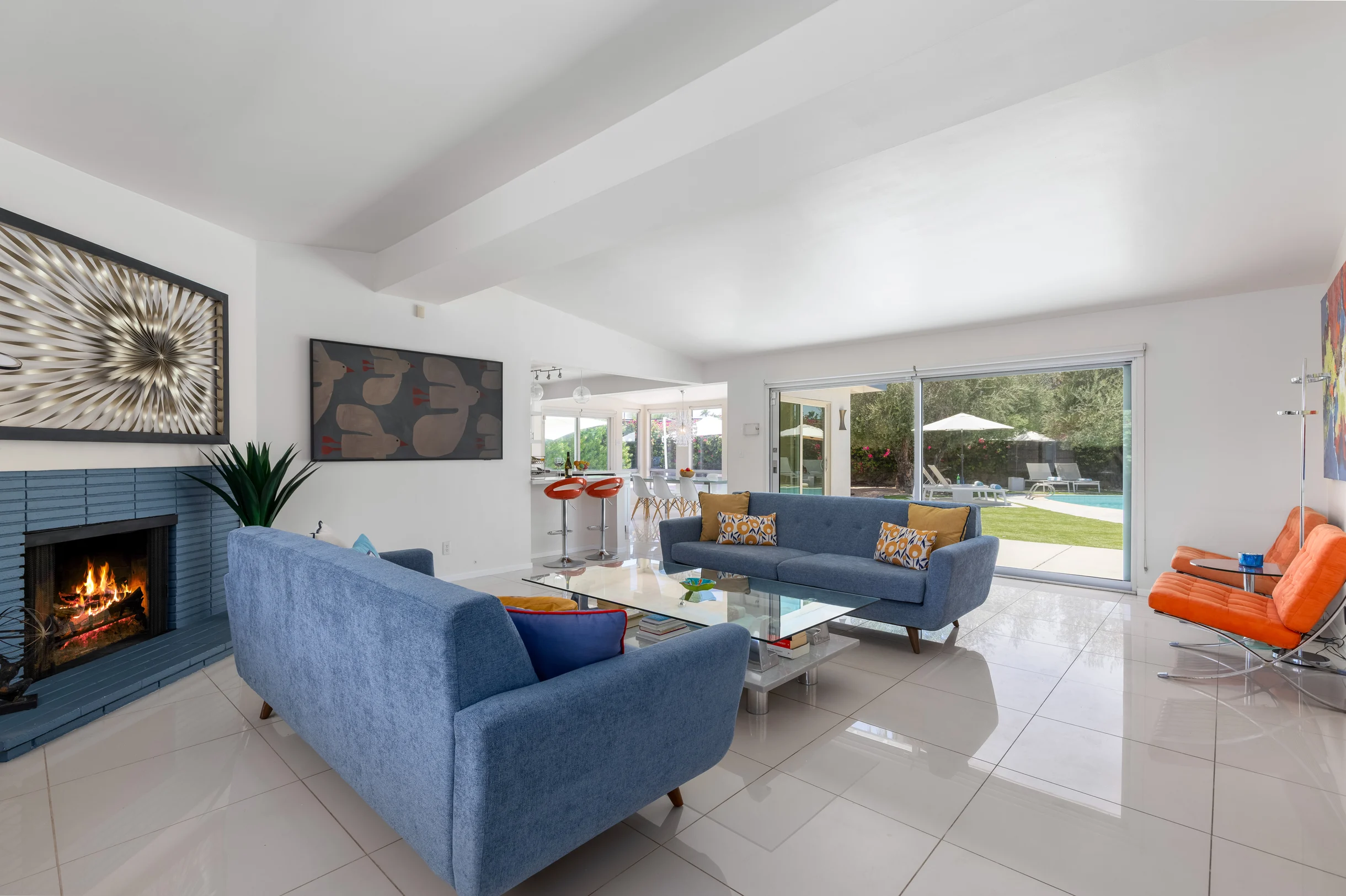 Home in Palm Springs property photo 4