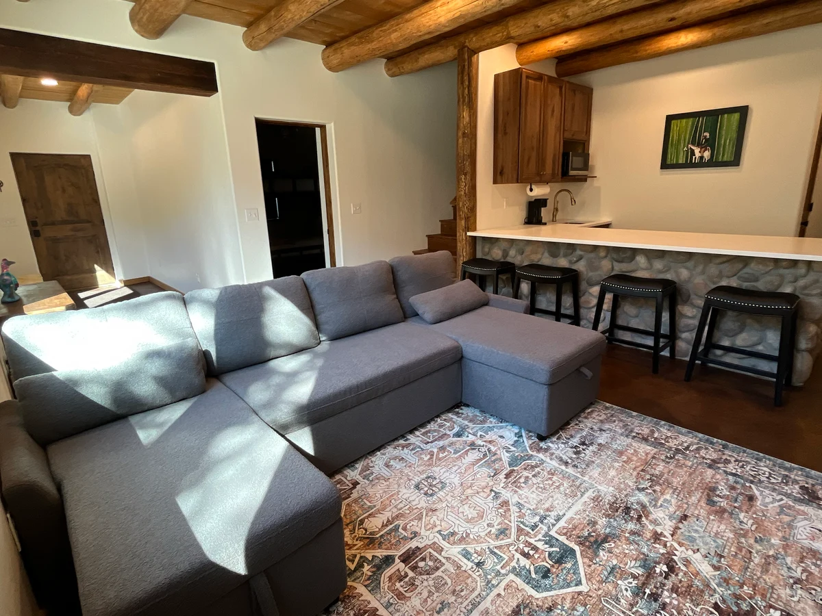 Hang Ten Taos property photo 2