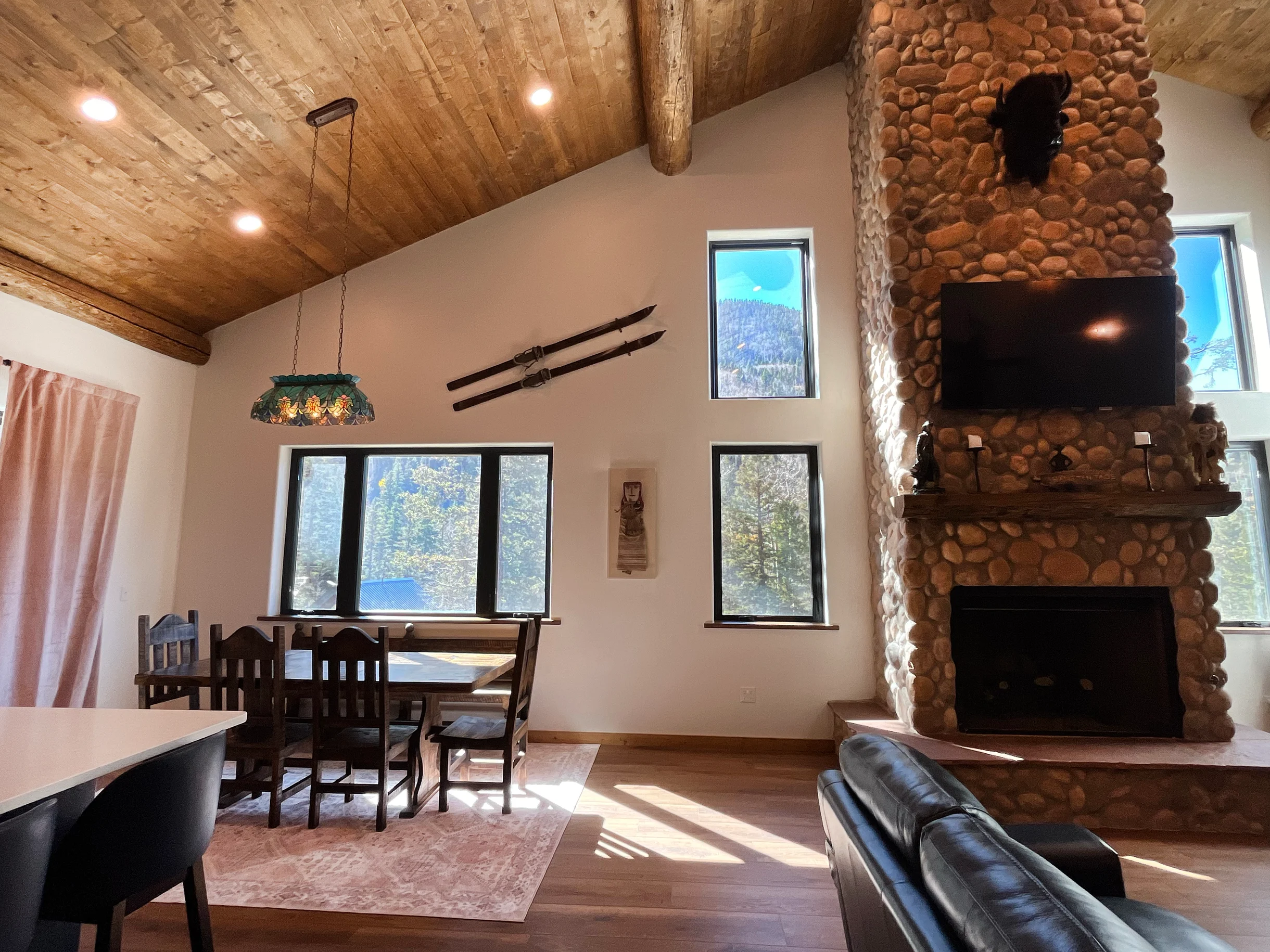 Home in Taos Ski Valley property photo 1