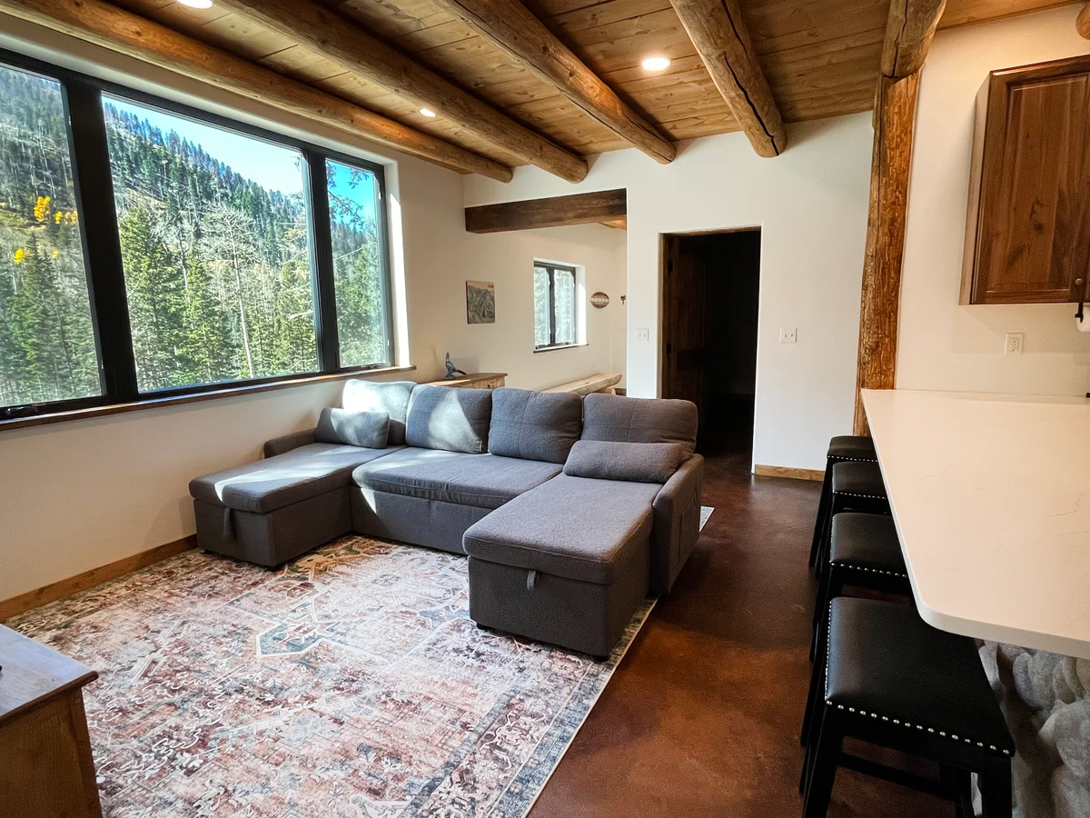 Hang Ten Taos property photo 5
