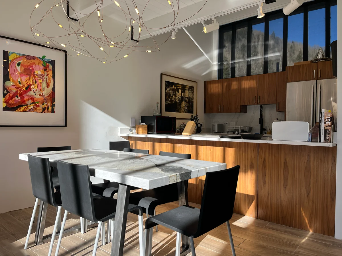 Lovely Lift View with Loft - 3D property photo 2