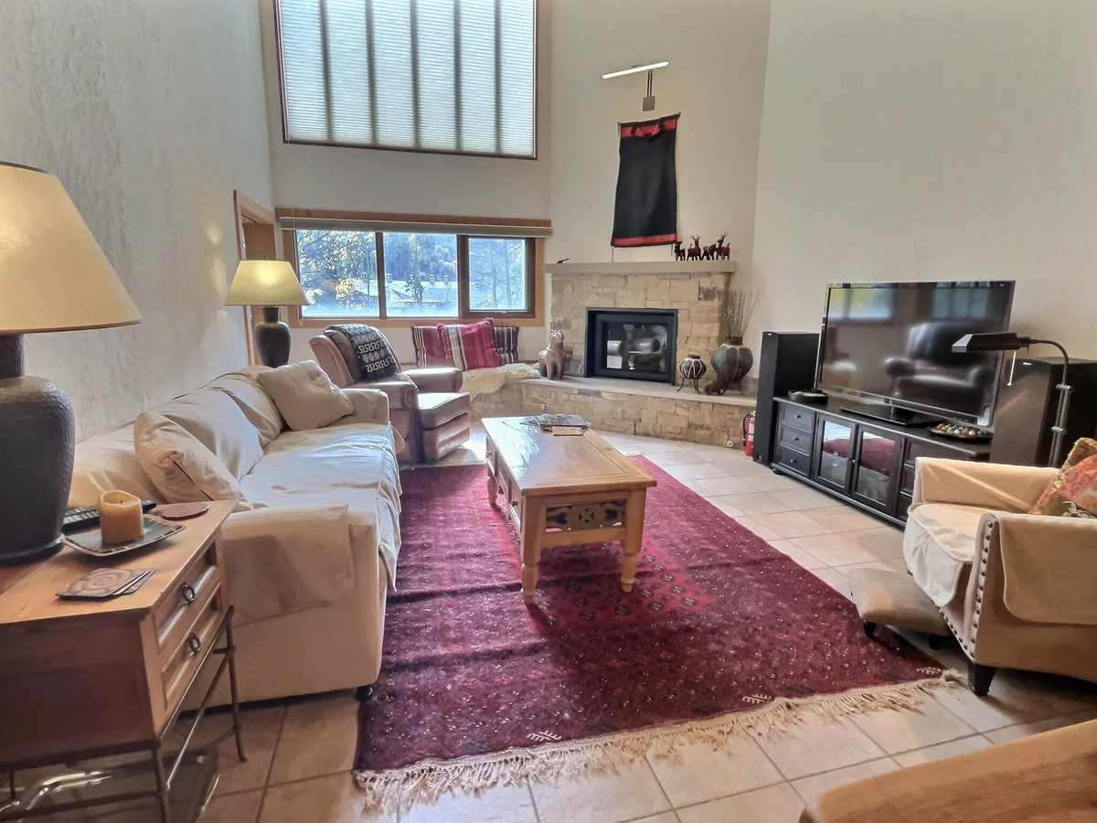 Condo in Taos Ski Valley property photo 3