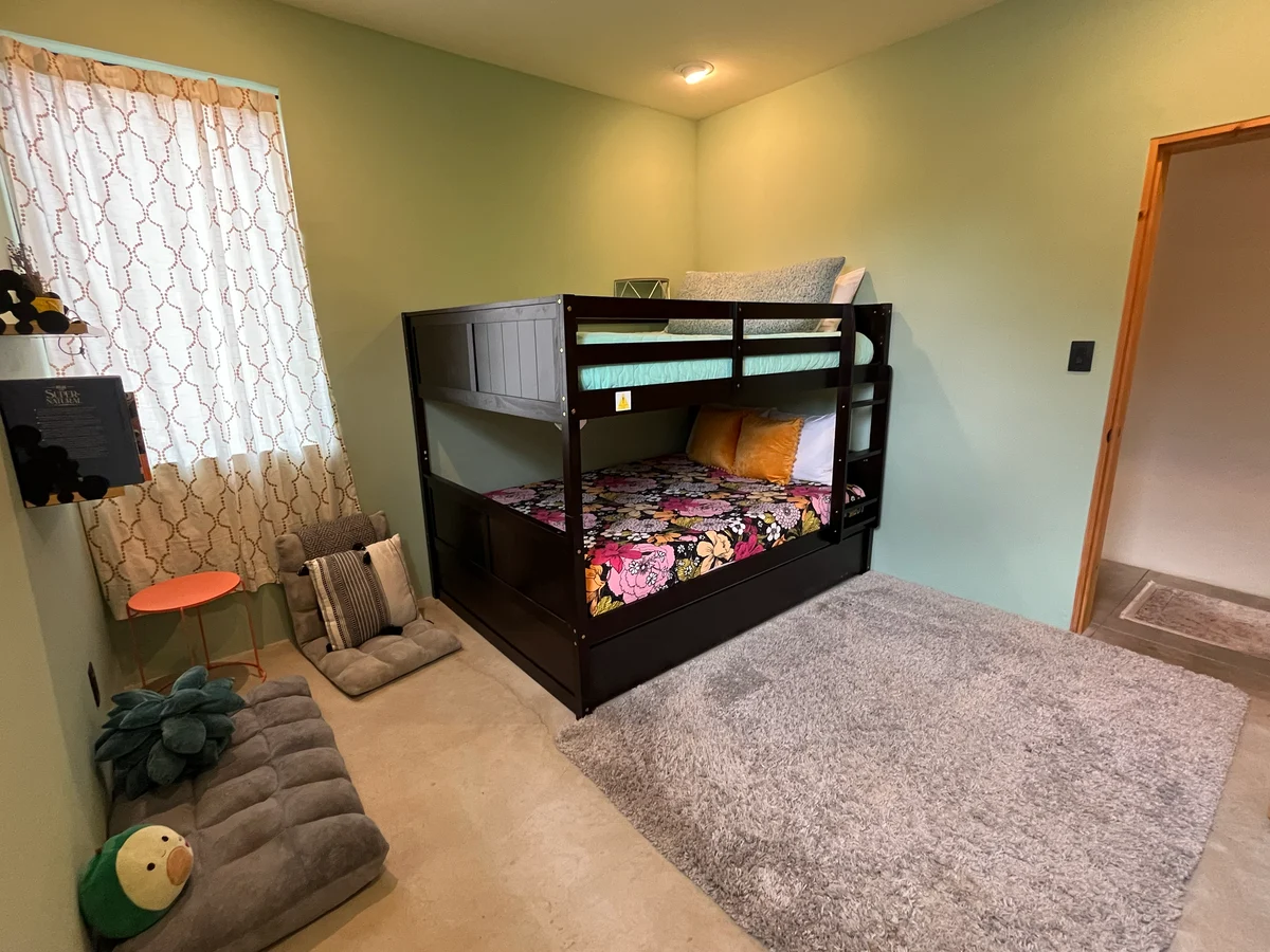 Bedroom 1 image 1