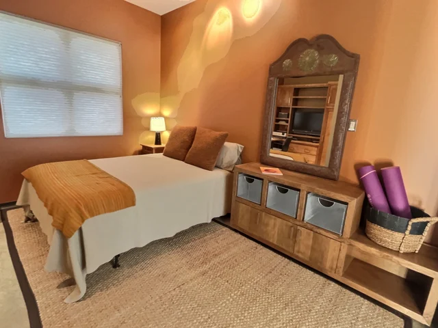 Bedroom 1 image 1