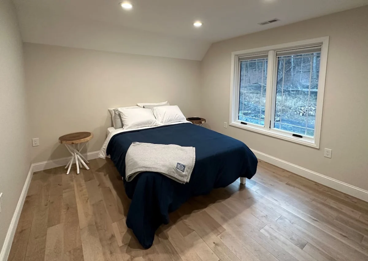 Bedroom 4 image 1