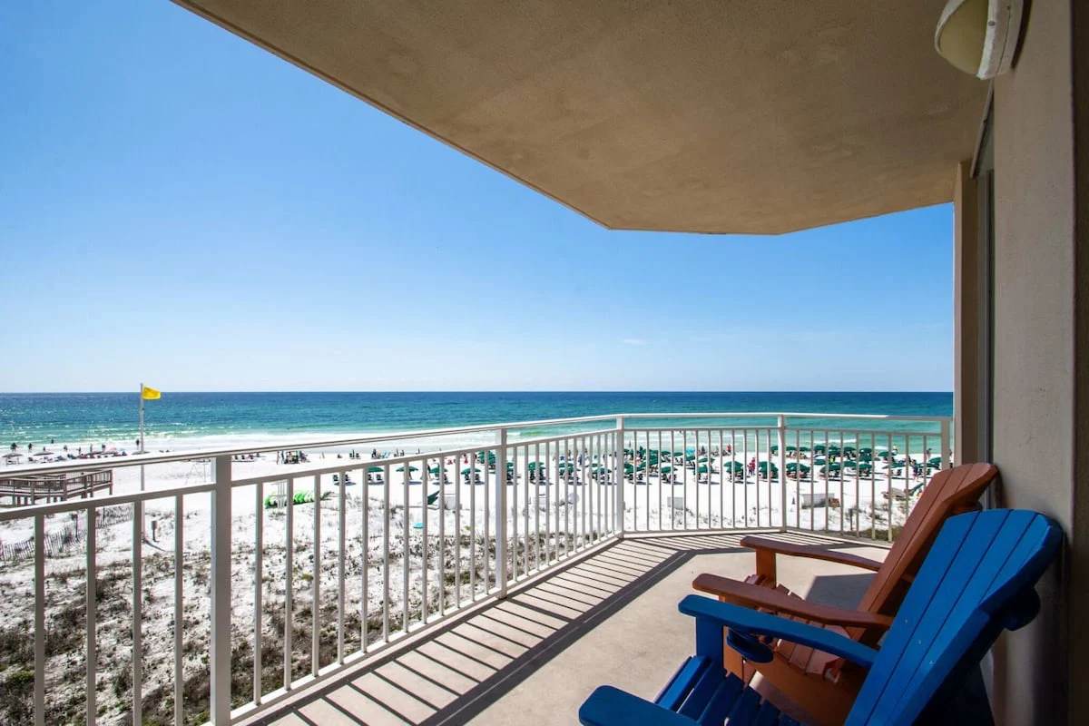 Condo in Okaloosa Island property photo 2