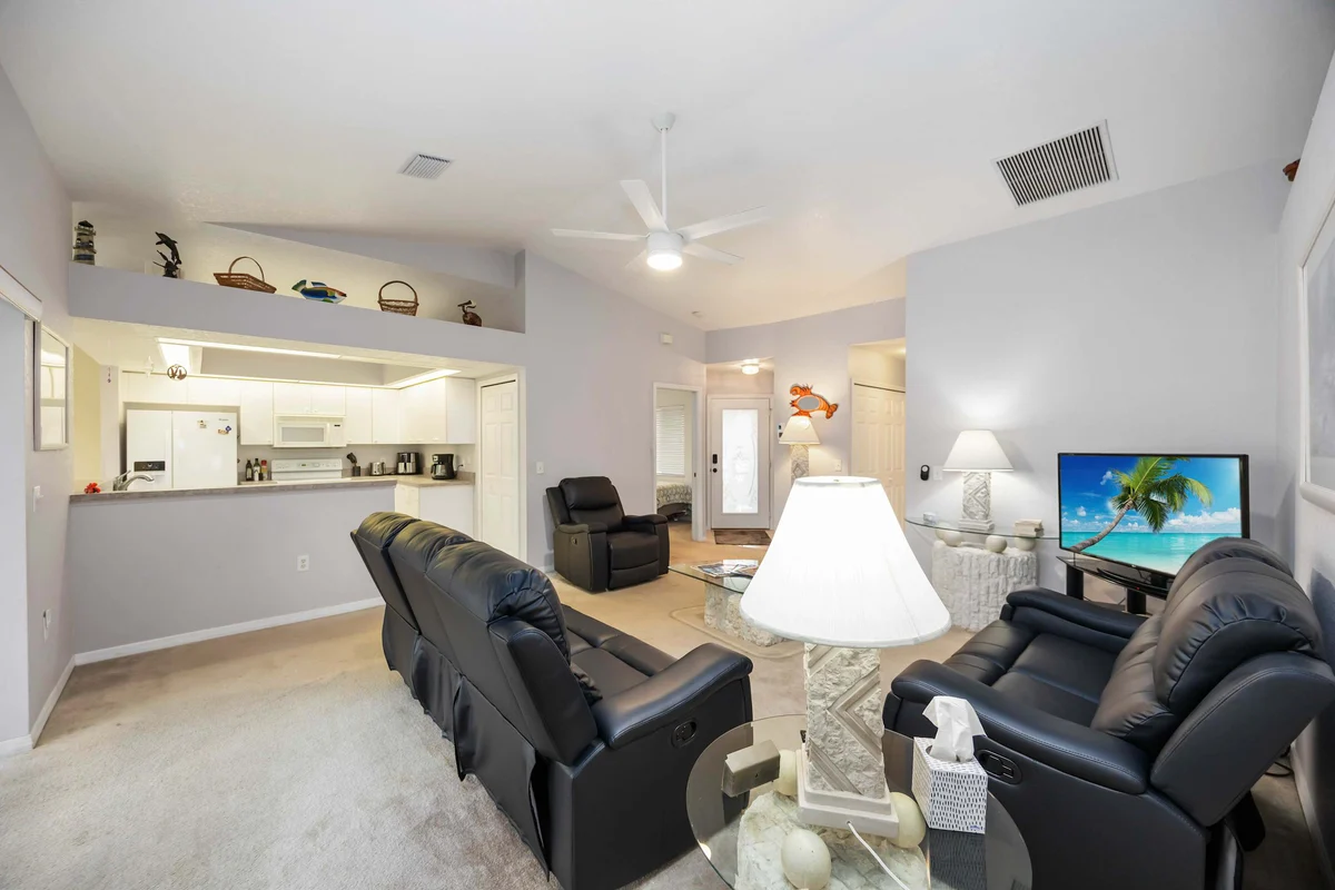 Home in Rotonda West property photo 5