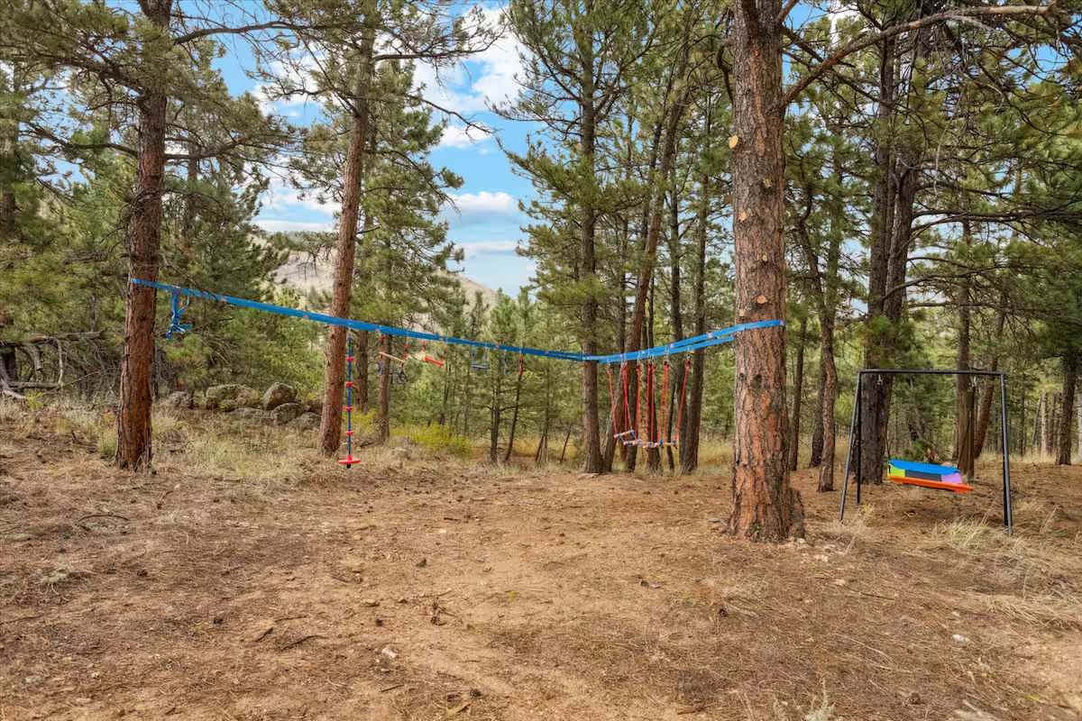 Home in Unincorporated property photo 5