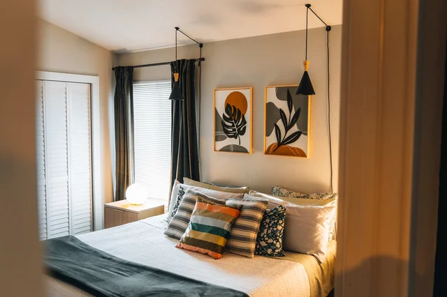 Bedroom 4 image 1