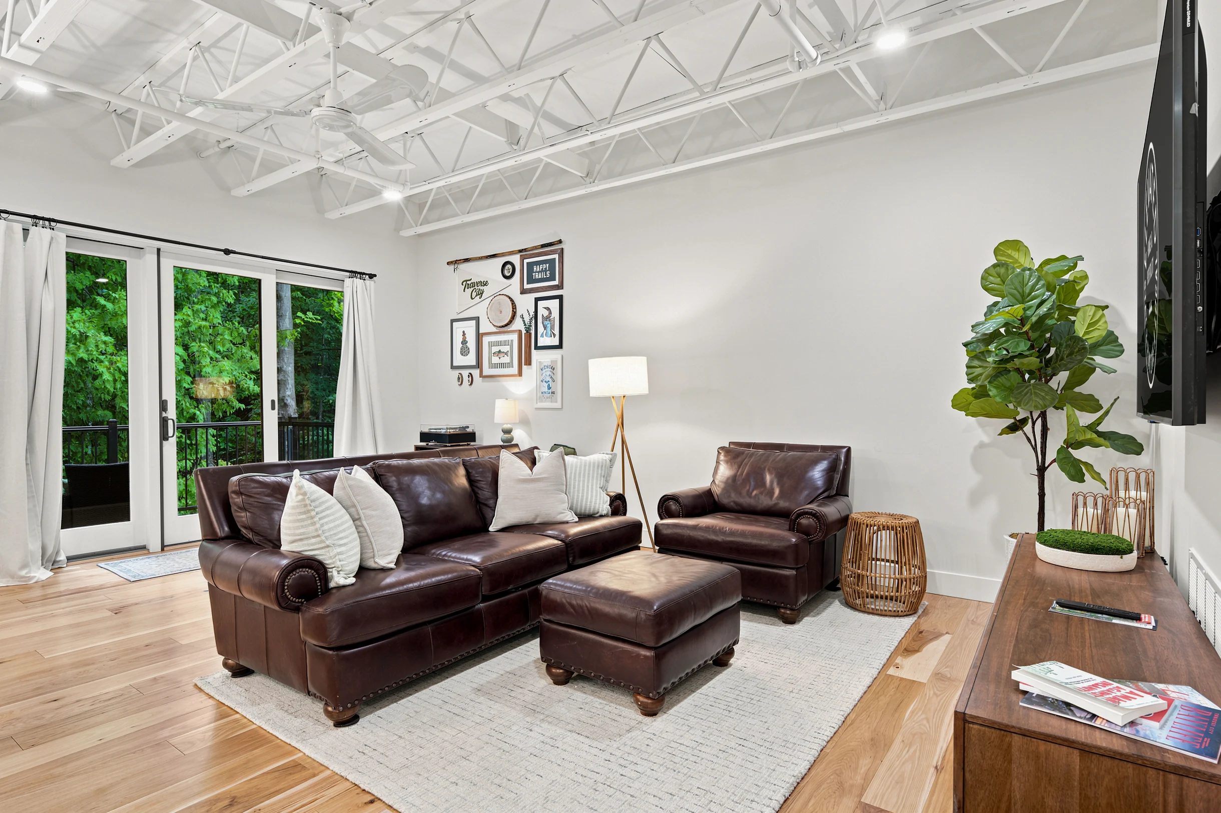 Home in Traverse City property photo 3