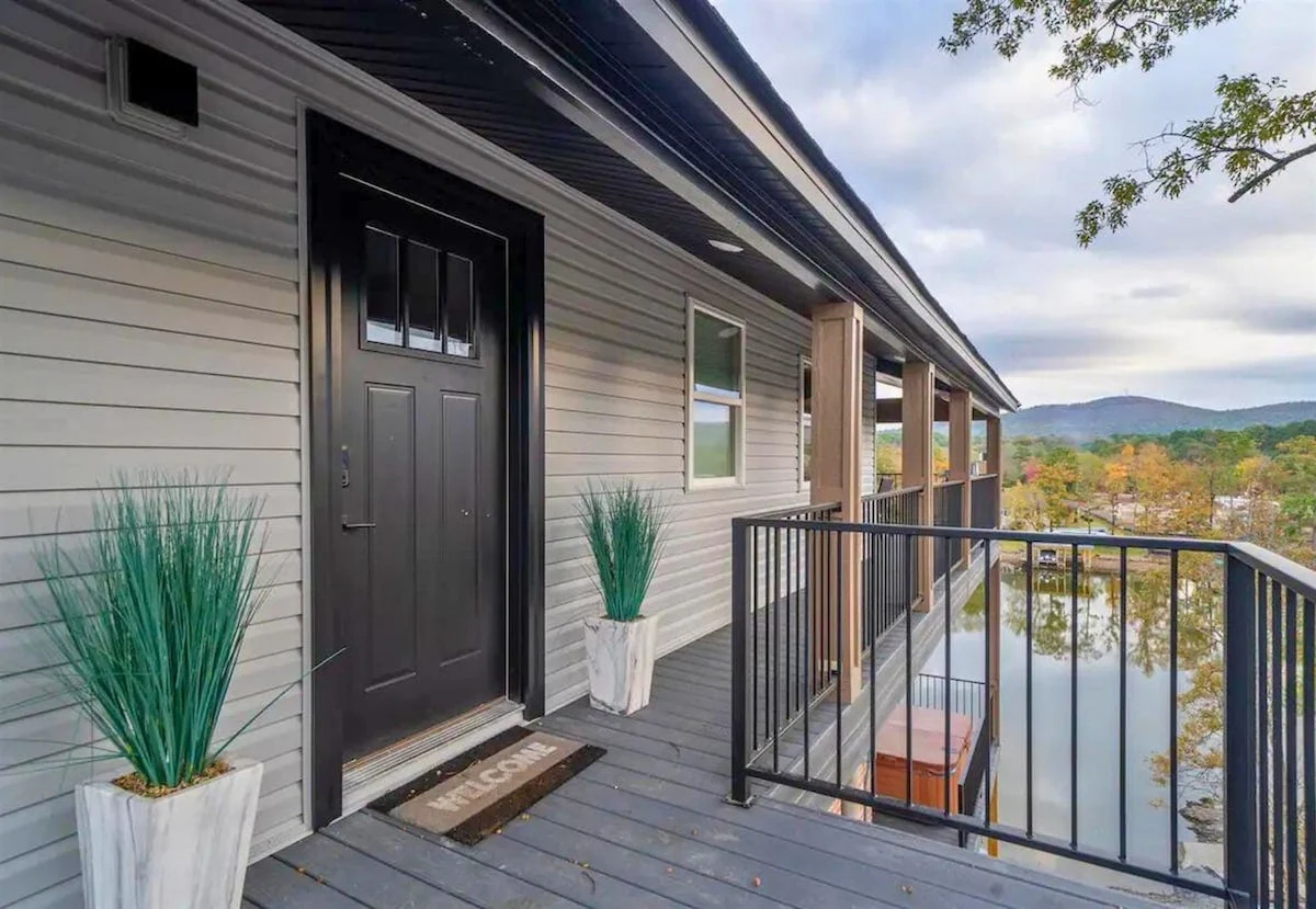 Home in Hot Springs property photo 5