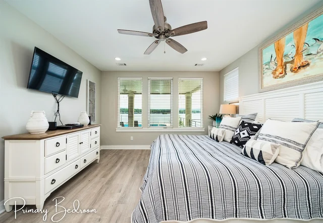 Bedroom 1 image 1