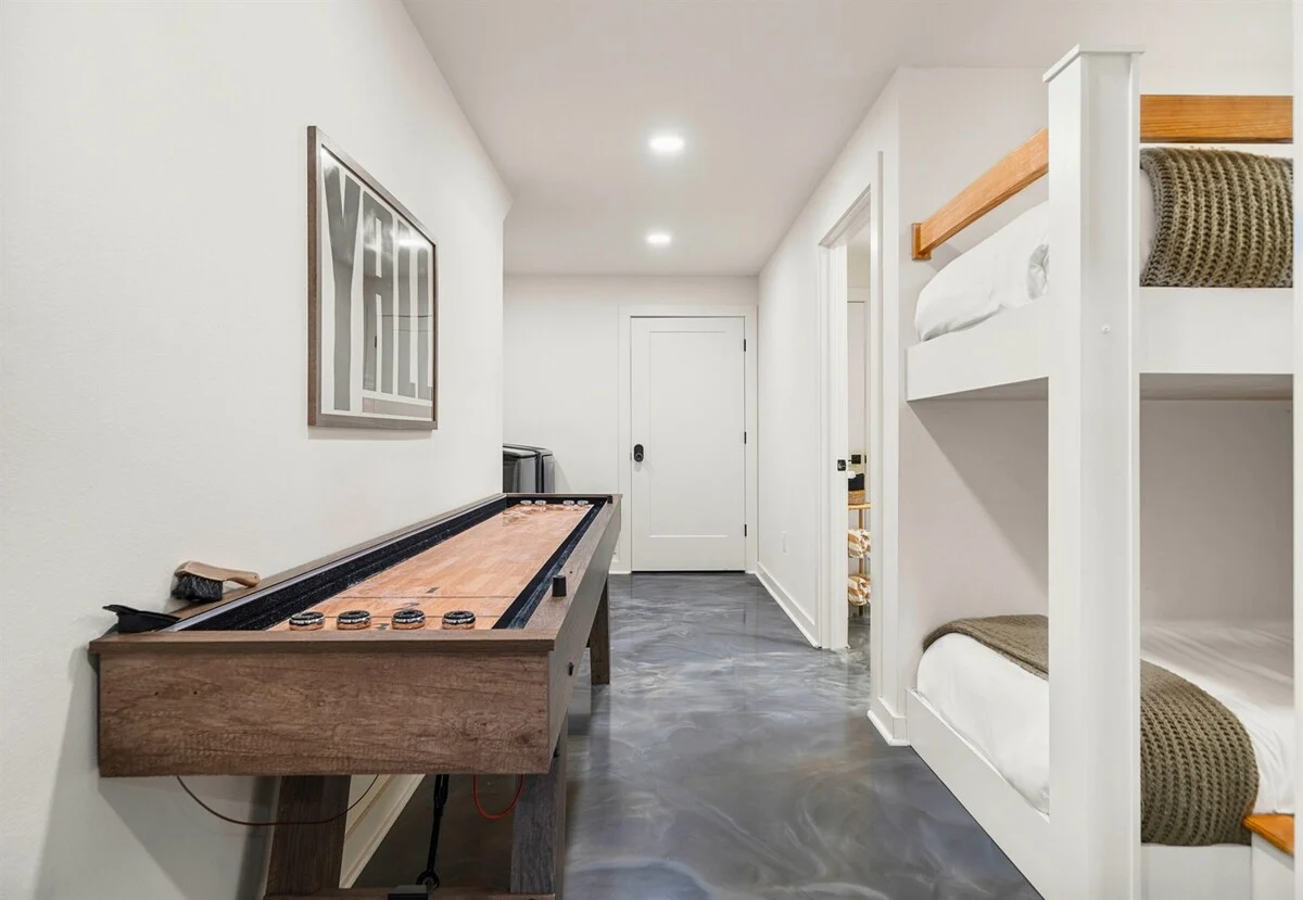 Bedroom 4 image 1
