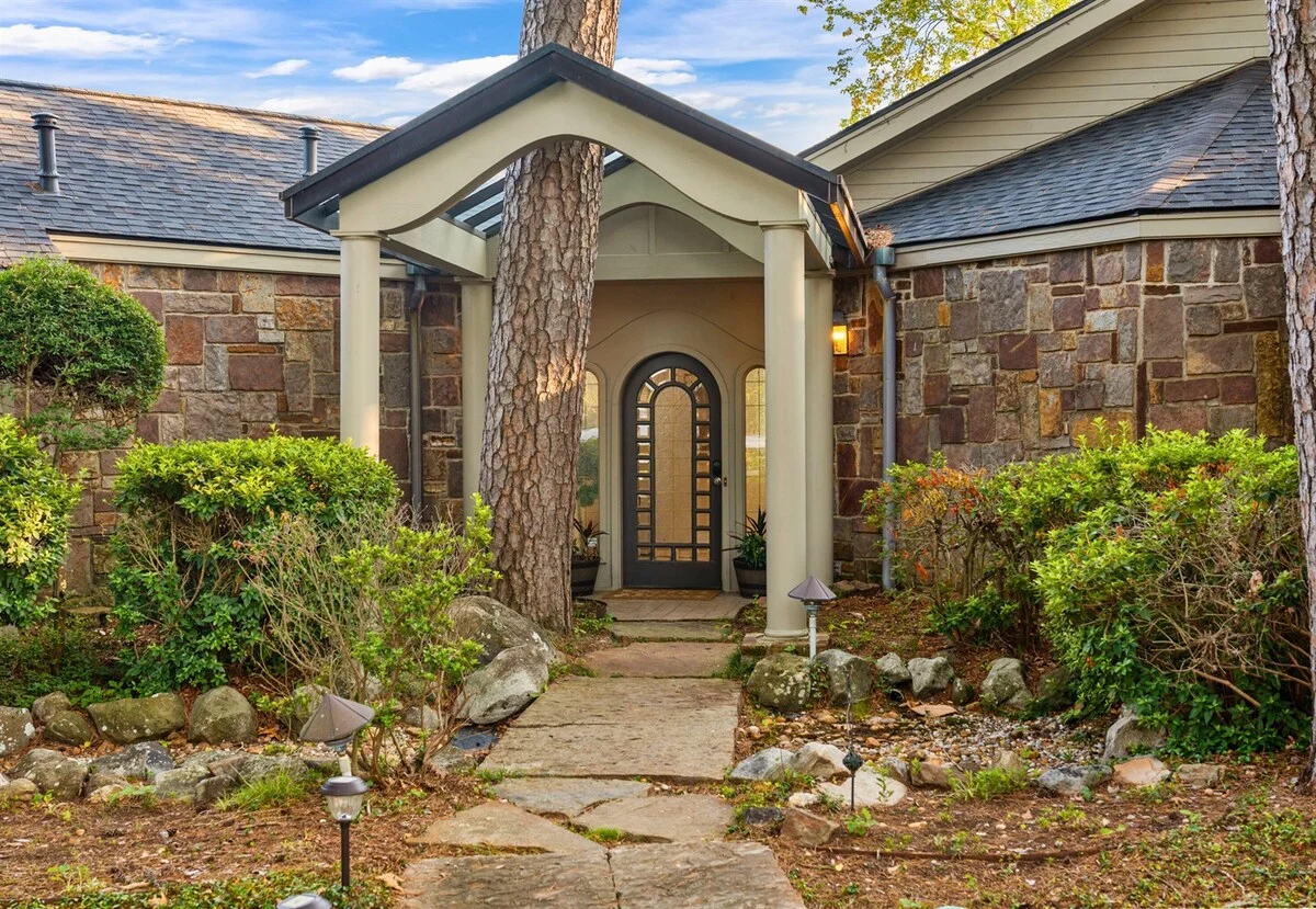 Home in Hot Springs property photo 3