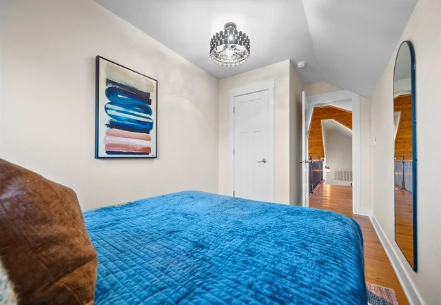 Bedroom 1 image 1