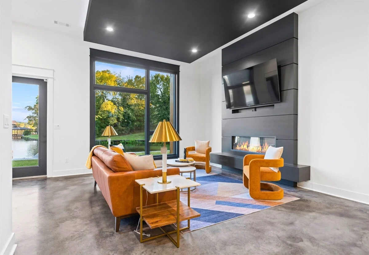 Townhome in Piney property photo 2