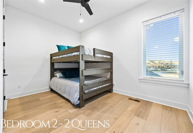 Bedroom 5 image 1