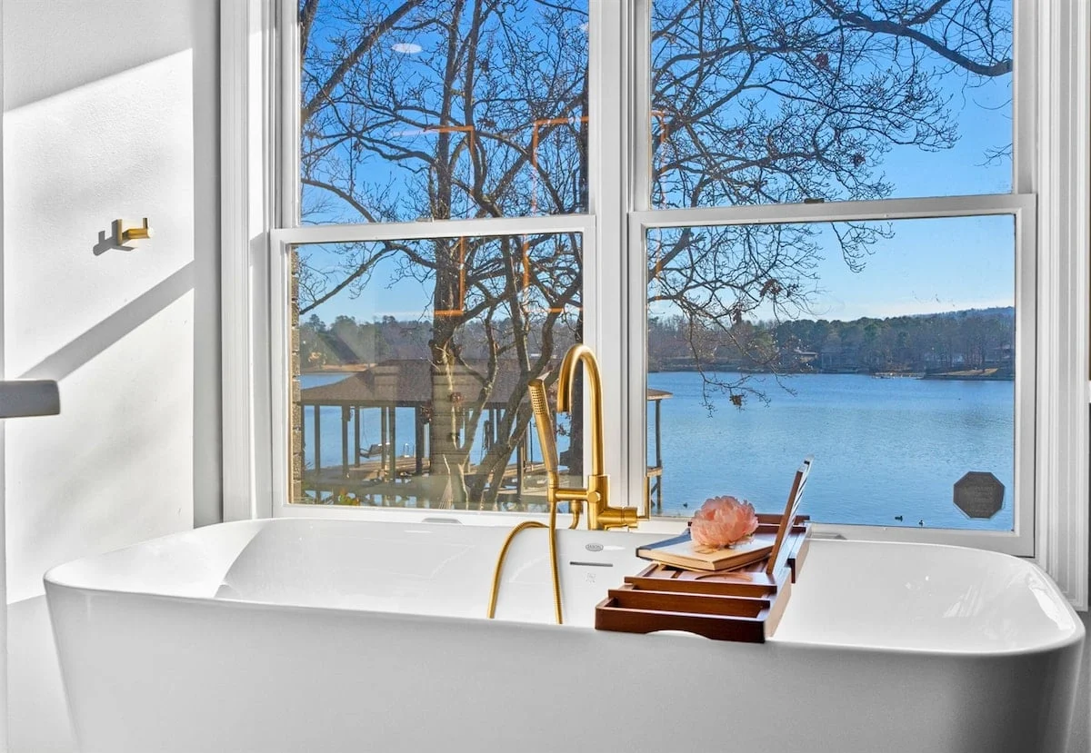 Home in Hot Springs property photo 4