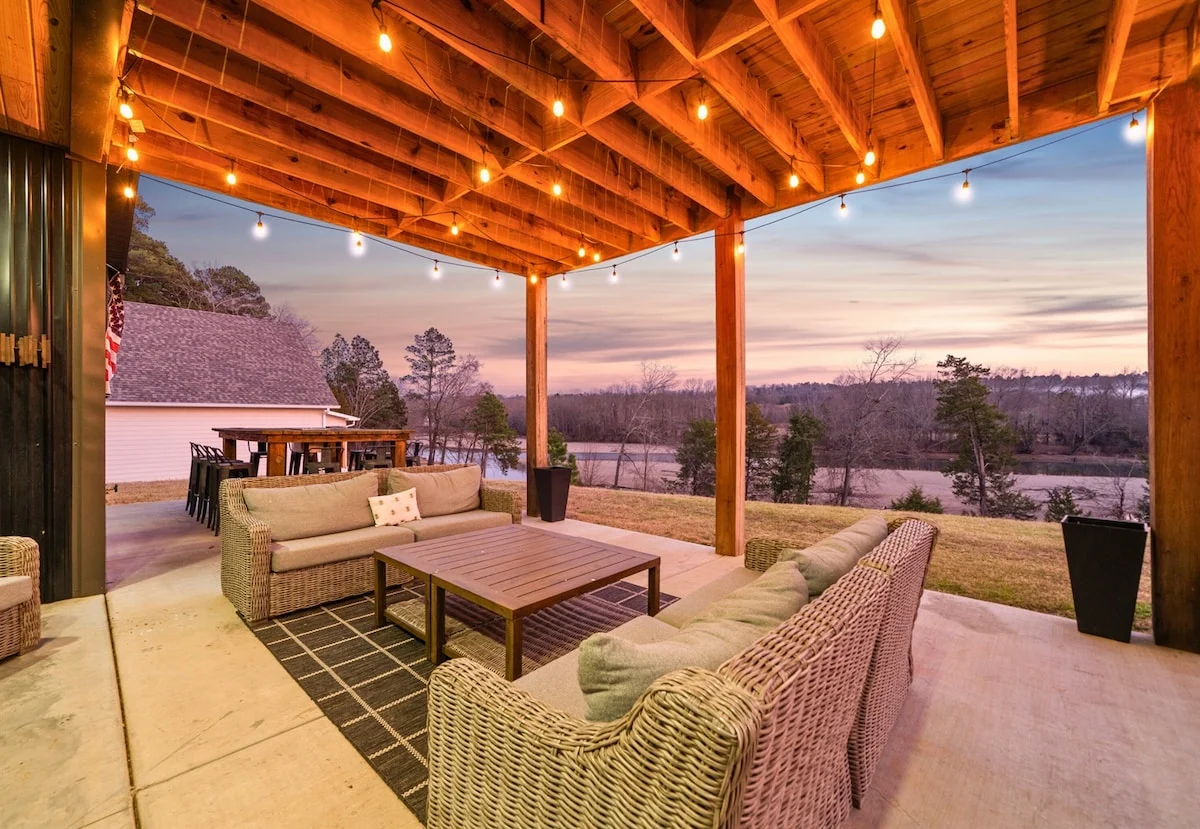 Home in Royal property photo 2