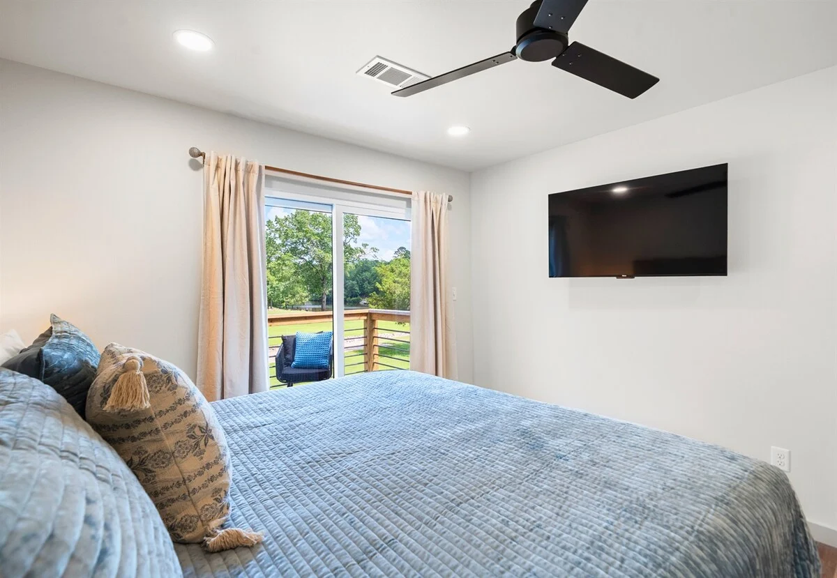 Bedroom 3 image 1