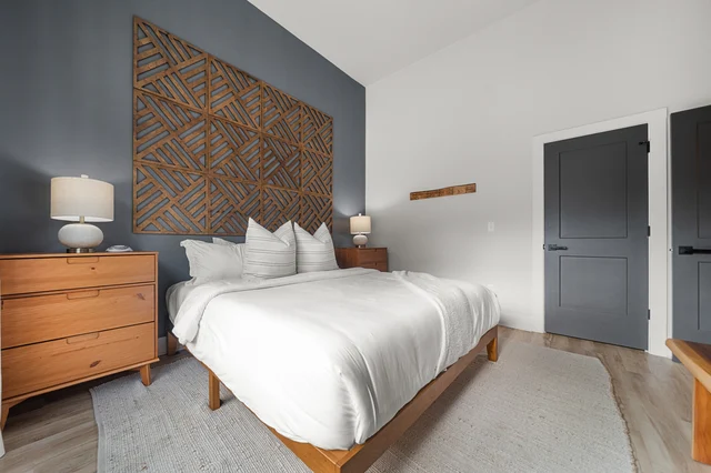 Bedroom 3 image 1
