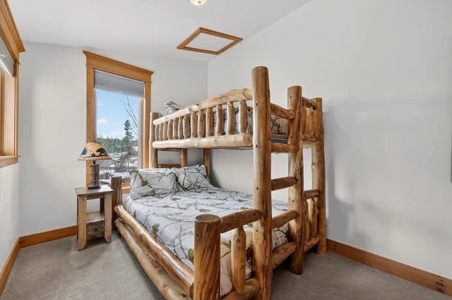 Third bedroom image 1