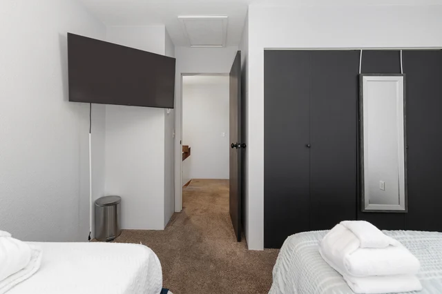 Second bedroom image 1