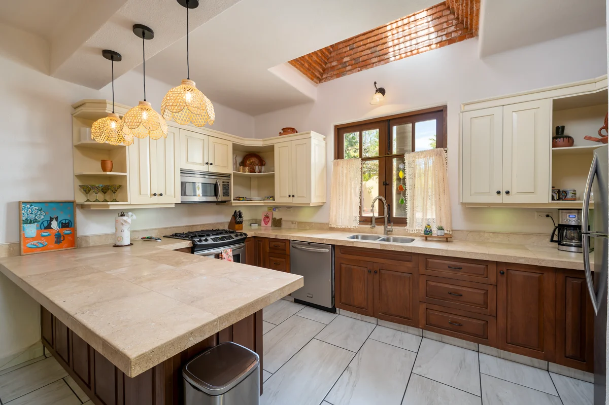 AV71 -3Bed 3 bath Exquisite Poema Model property photo 4