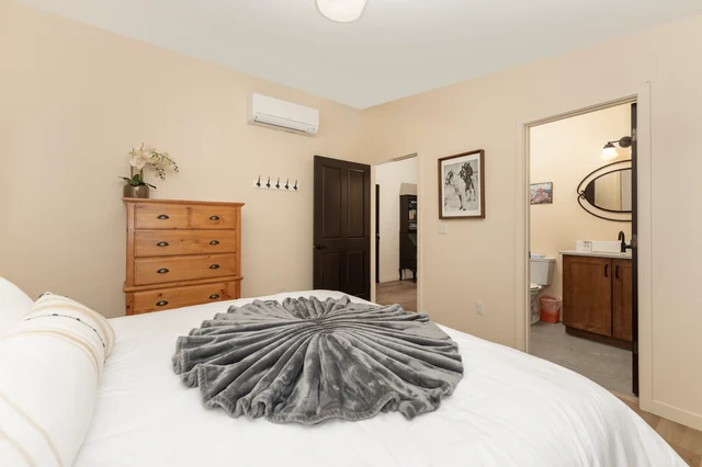 Bedroom Three image 1
