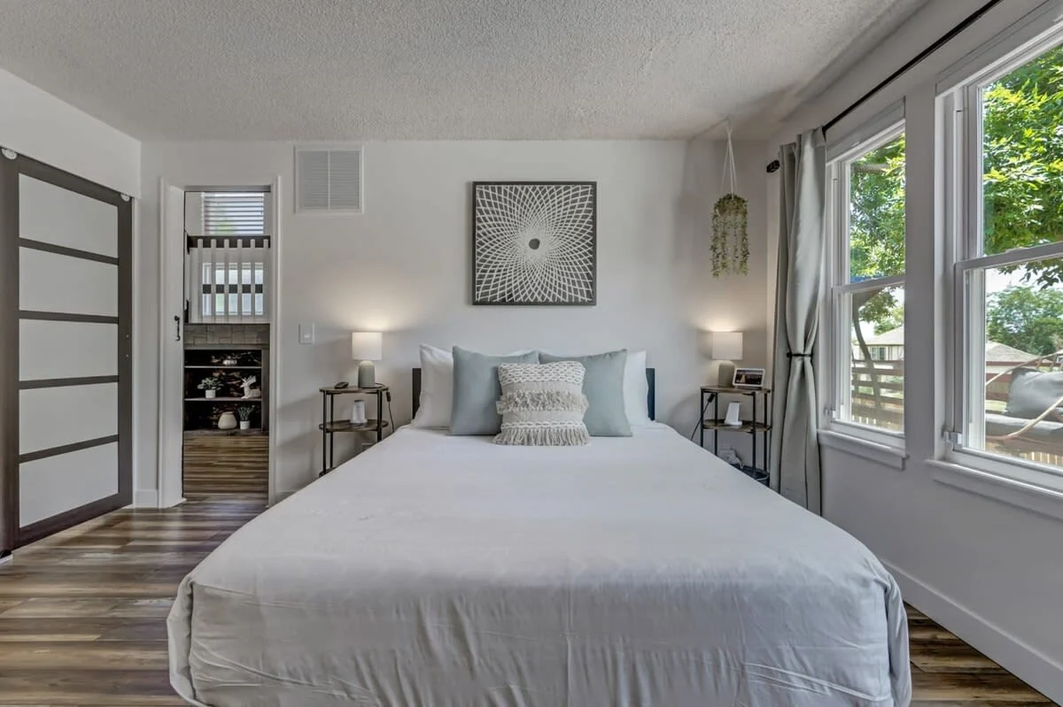 Bedroom image 1