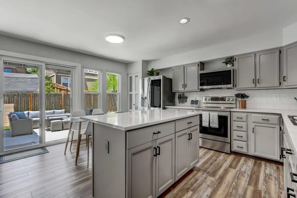 Home property photo 4