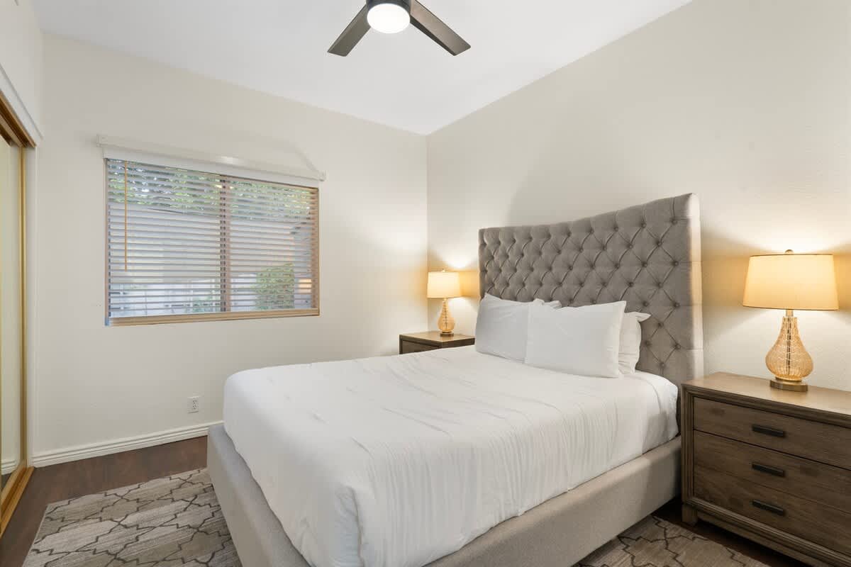 Bedroom image 1