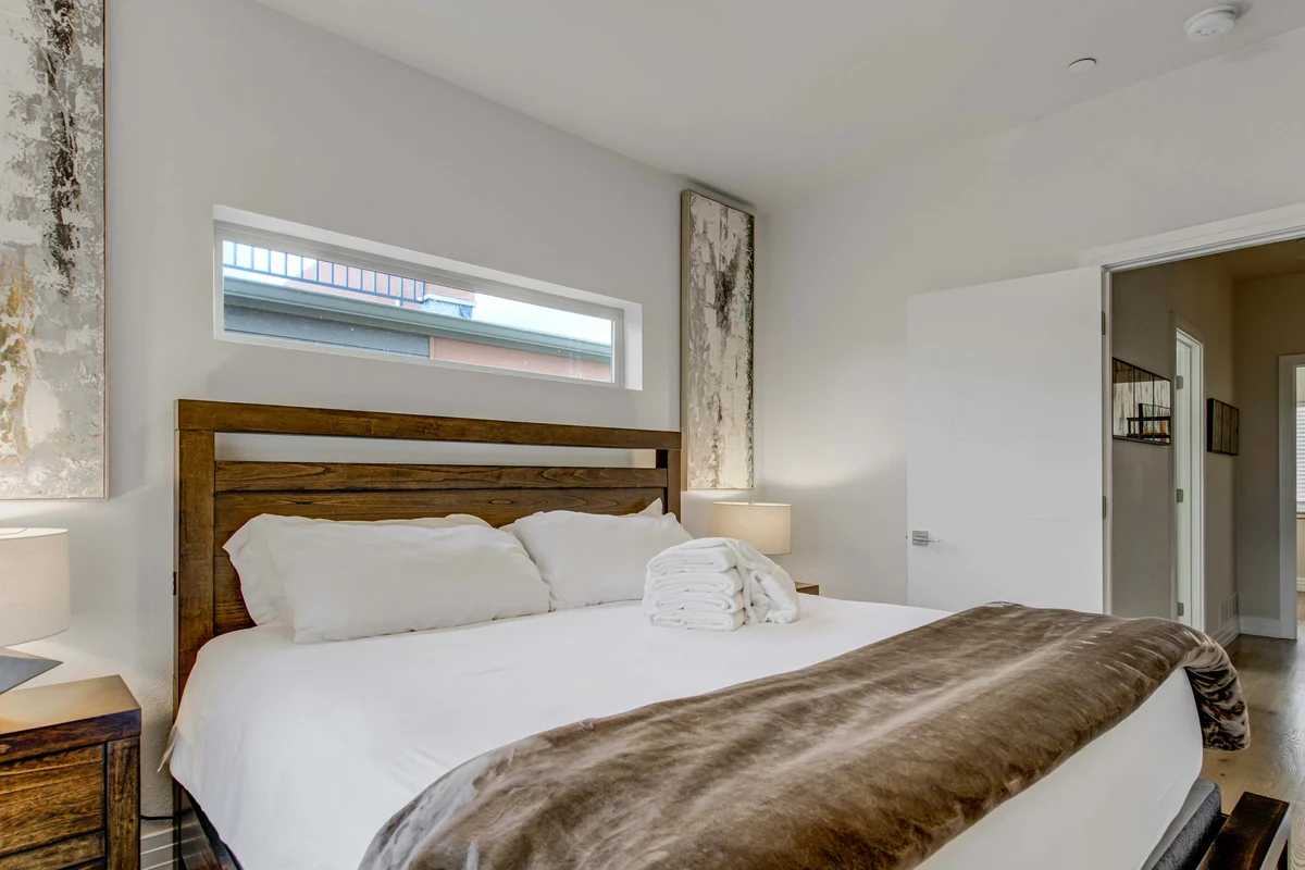 Bedroom image 1
