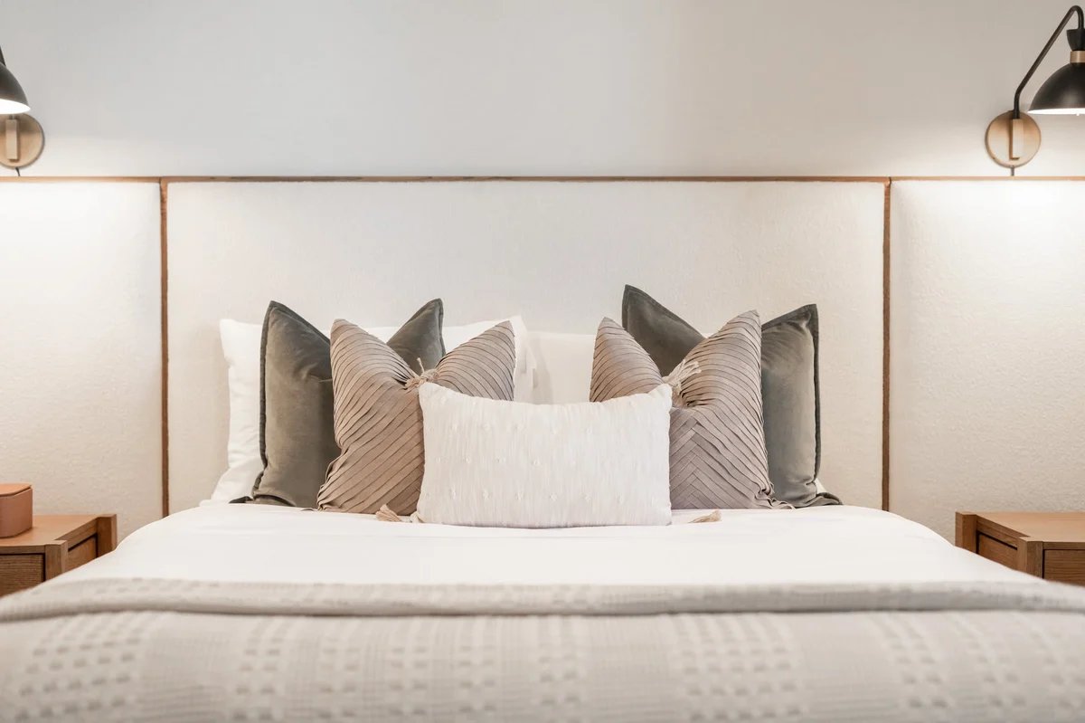 Bedroom image 1