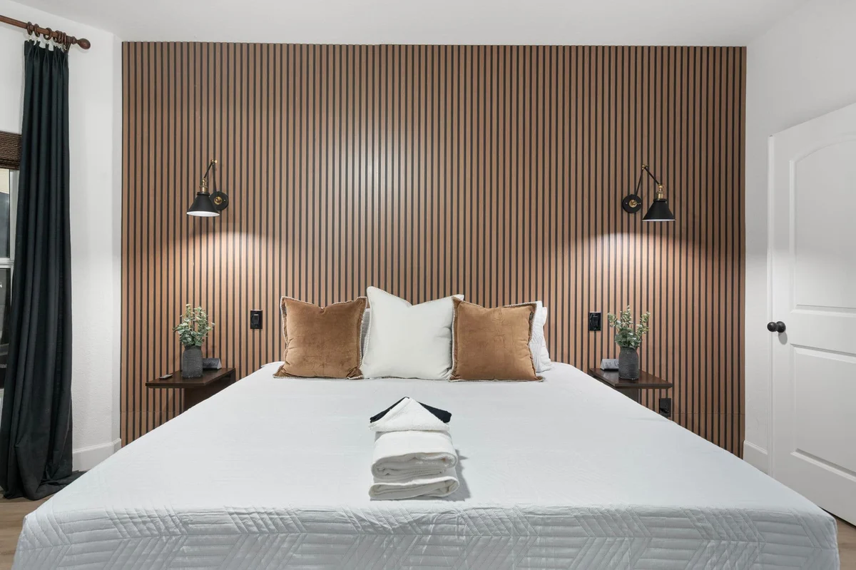 Bedroom image 1